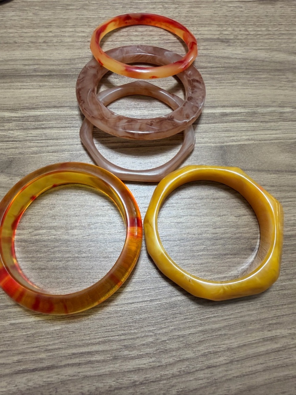 Marbled Ivory Resin Bangle Bracelet
